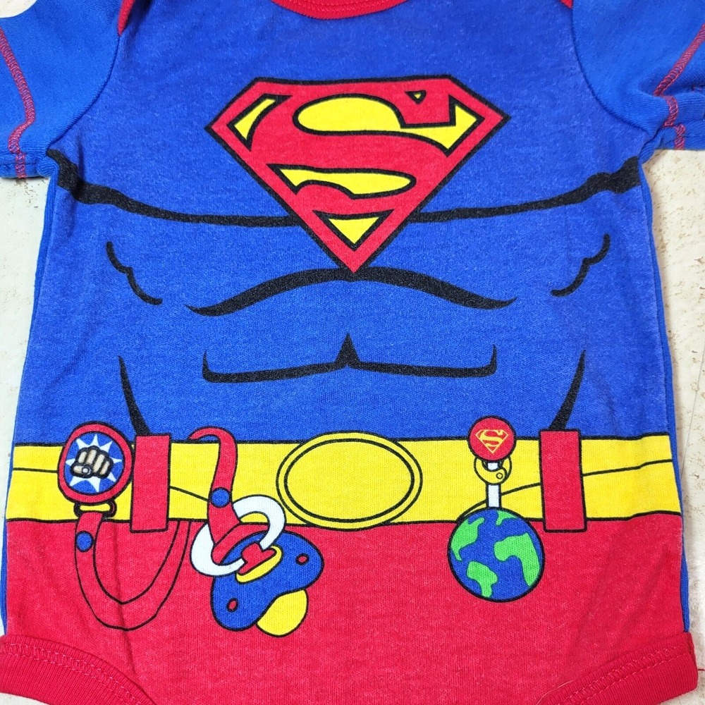 DC Heroes Bodysuits Superman Batman Muscles‎ Halloween Snap Crotch 0-3 months - Picture 3 of 8